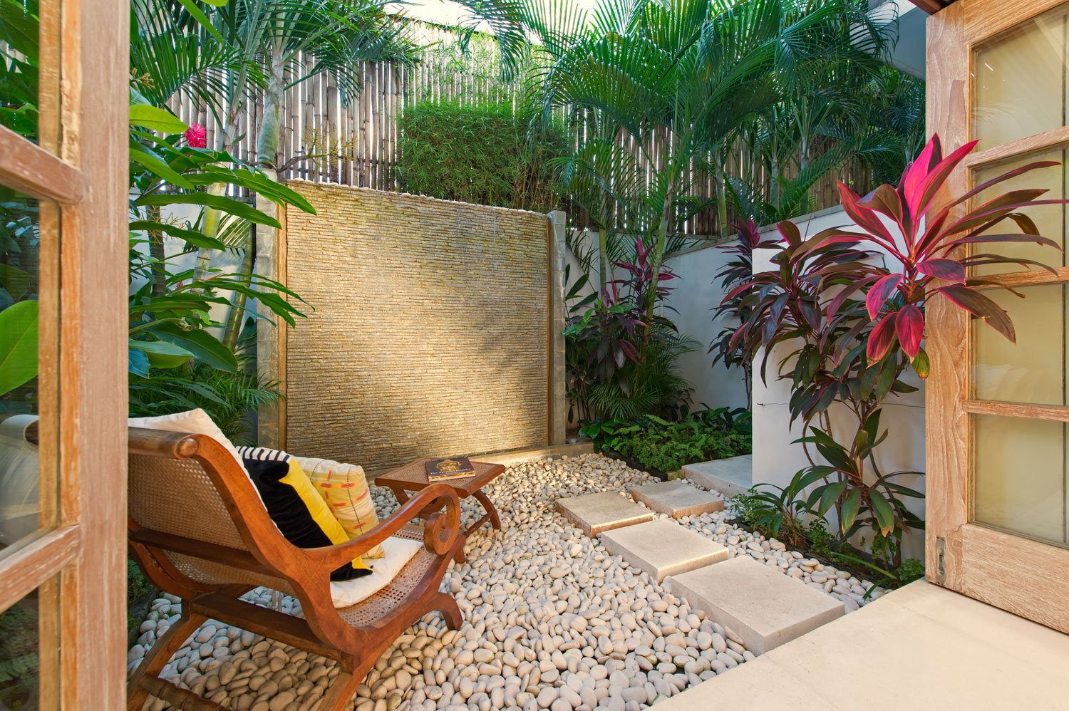 Jajaliluna Bali Indonesia 34 