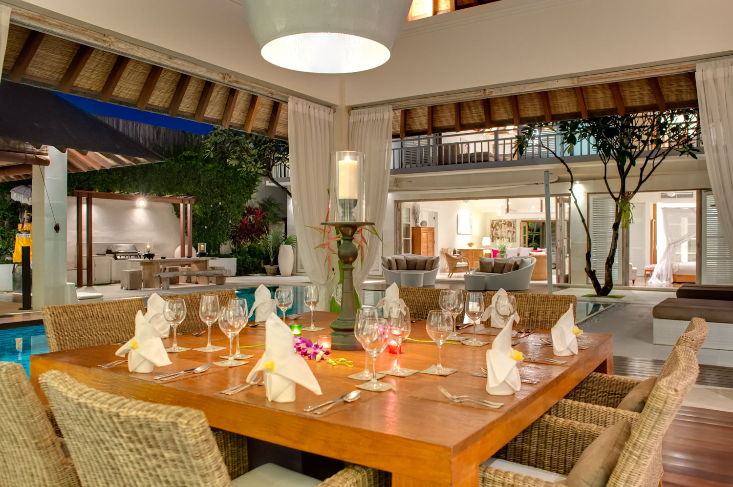 Jajaliluna Bali Indonesia 6 