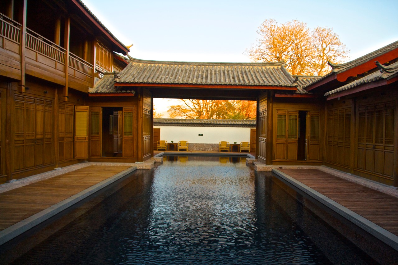 Amandayan Lijiang China Charlie FAM 8 