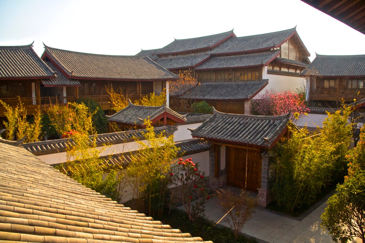 Amandayan Lijiang China Charlie FAM 6 