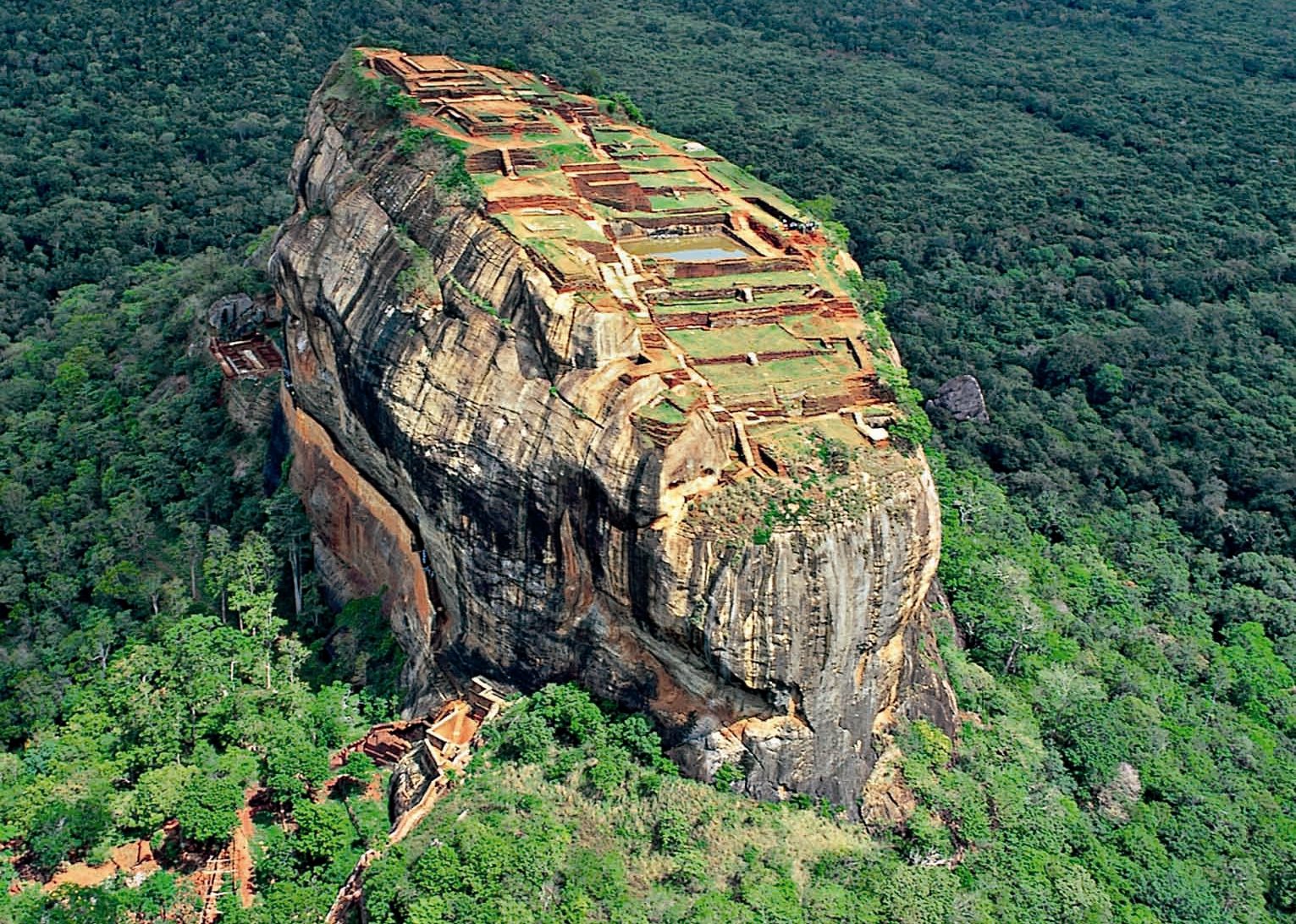 SRI LANKA - Sigiriya Overhead