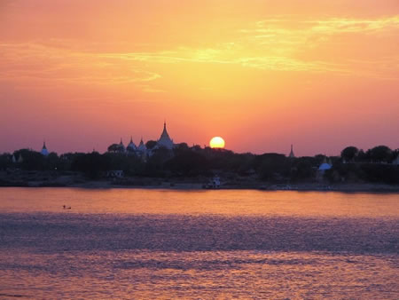 Balloons Over Burma Itinerary 1 