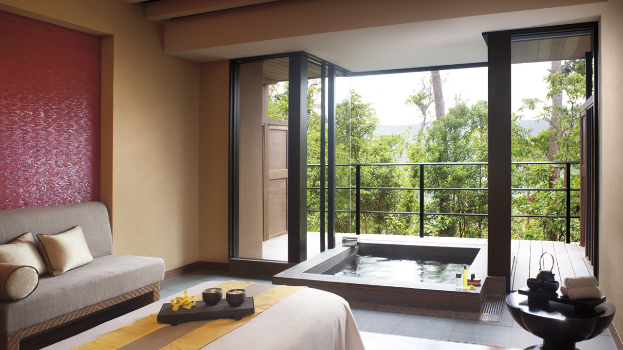 Ritz Carlton Okinawa Japan 6 