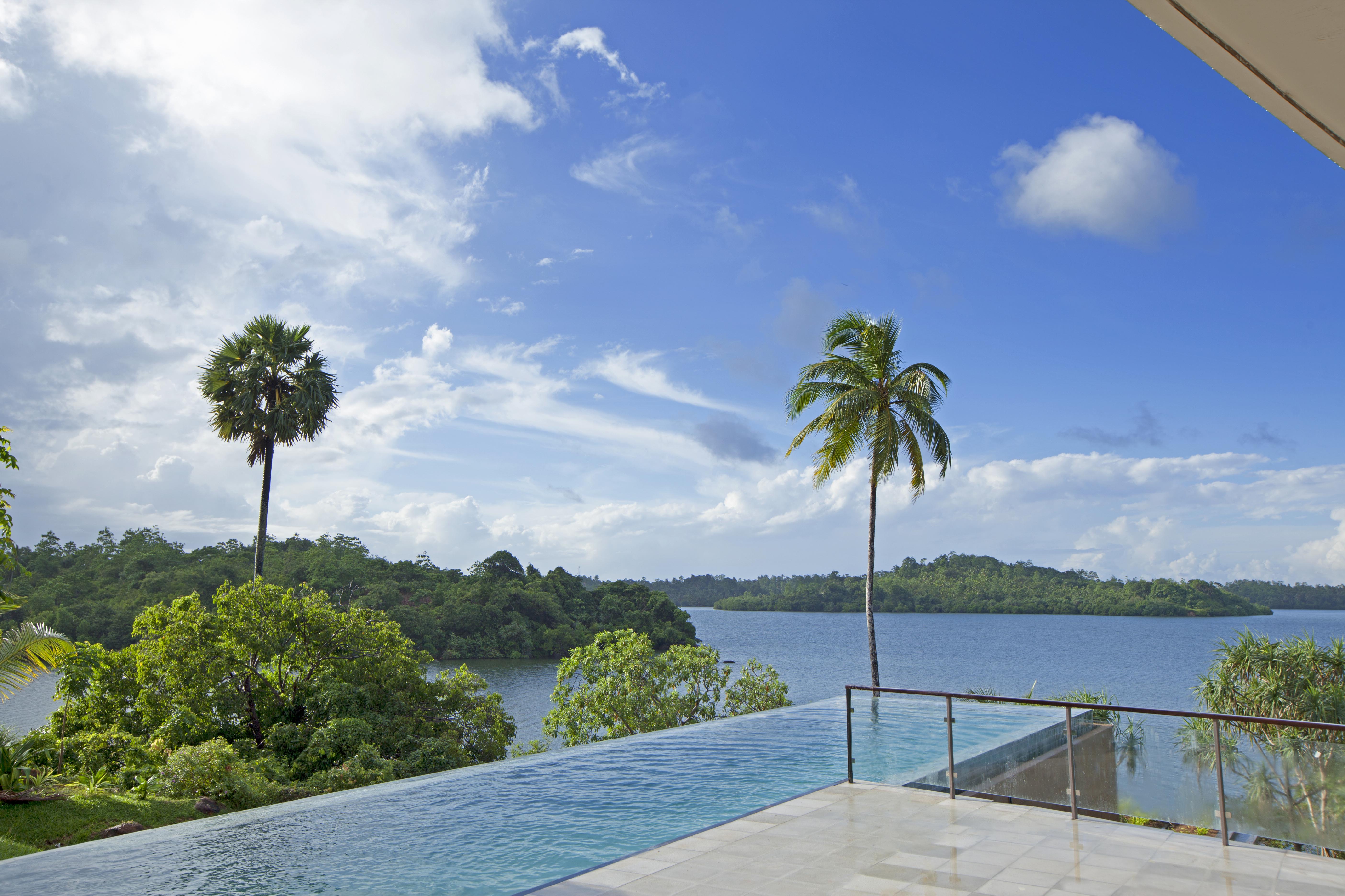 TRI LANKA Galle Koggala Lake Sri Lanka 9  (1)