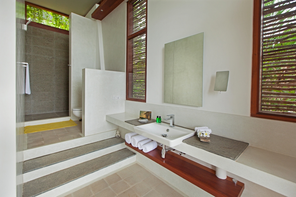 TRI LANKA Galle Koggala Lake Sri Lanka V2 8 