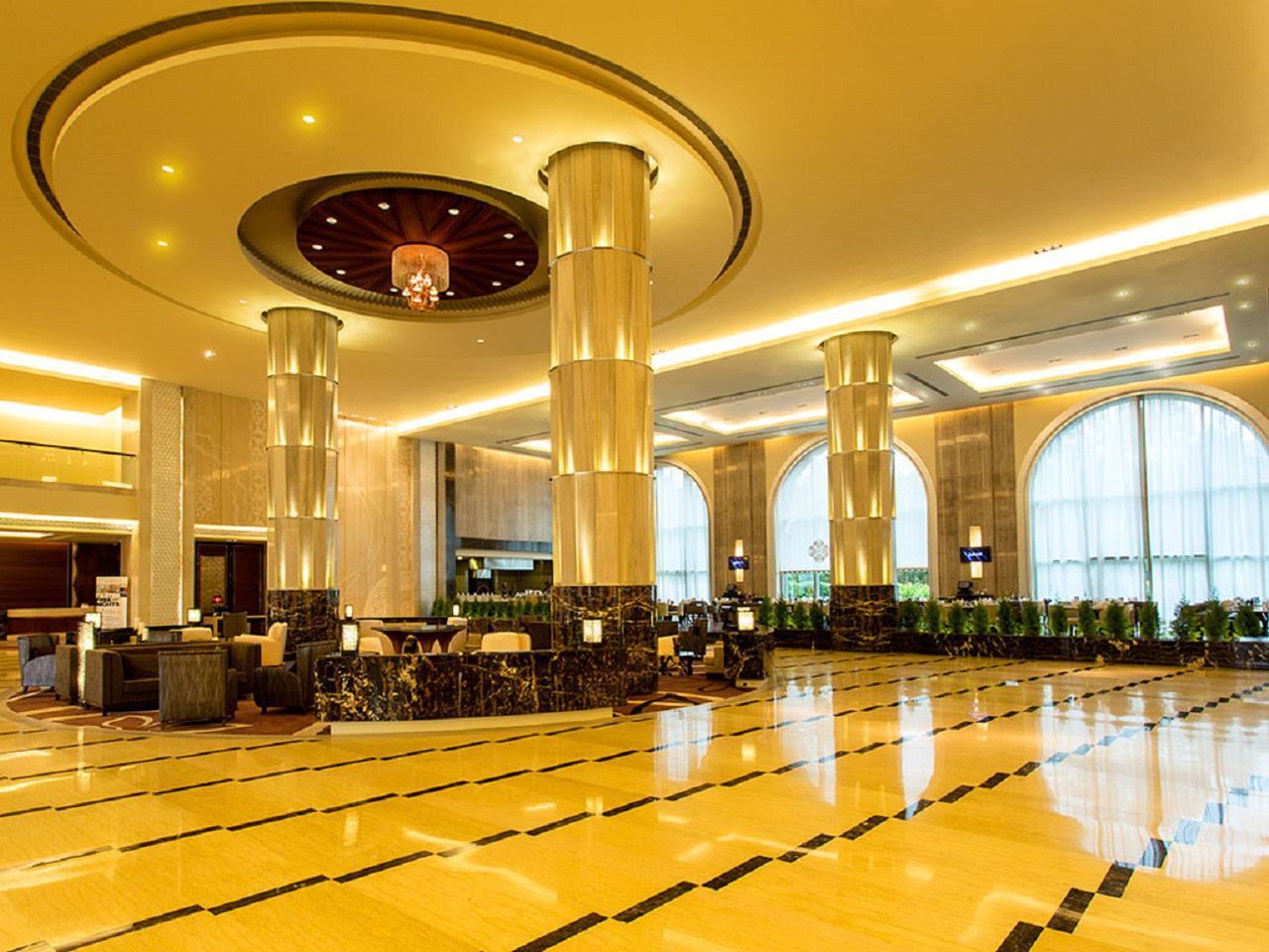 Radisson Blu Plaza Hotel Mysore South India 2 