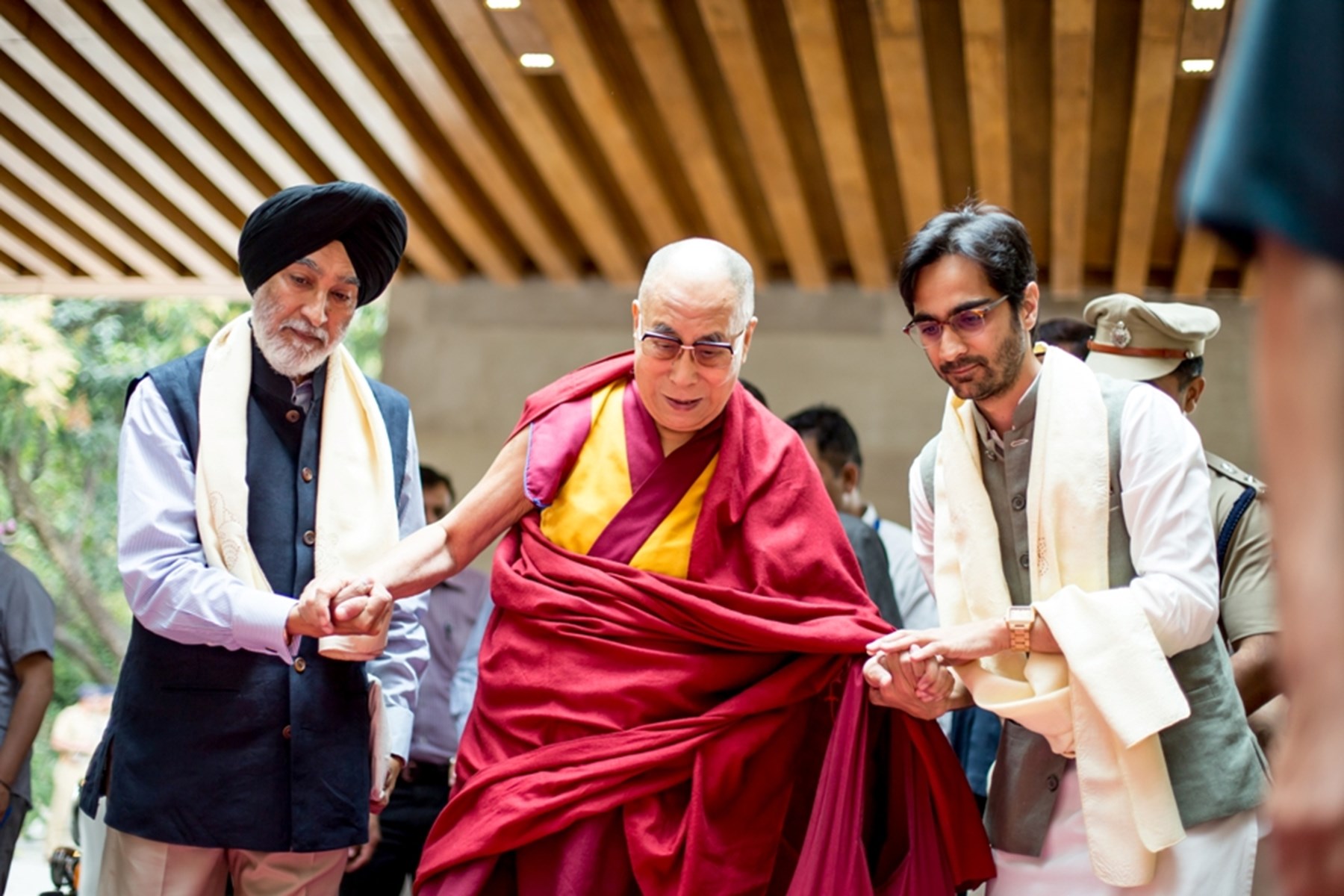 The Dalai Lama At Vana 6Th April 2016 3 