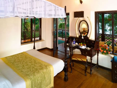 Lake Palace Periyar South India 1 