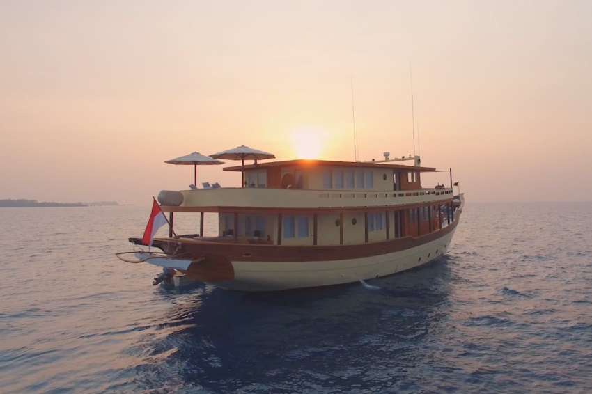 Mischief Komodo Islands Indonesia 1