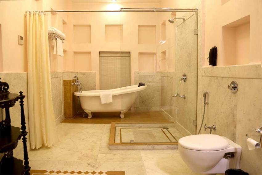 Brijrama Palace Varanasi North India 14