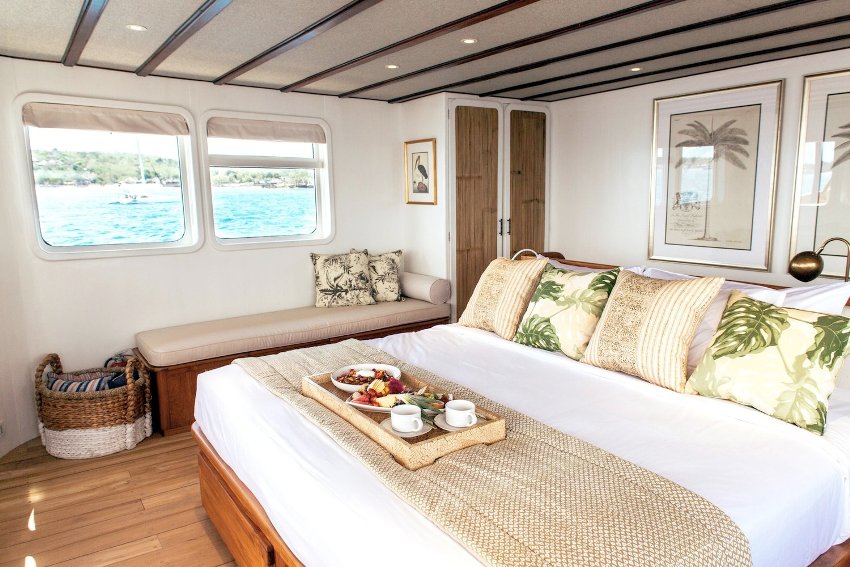 Rascal Komodo Islands Indonesia 12