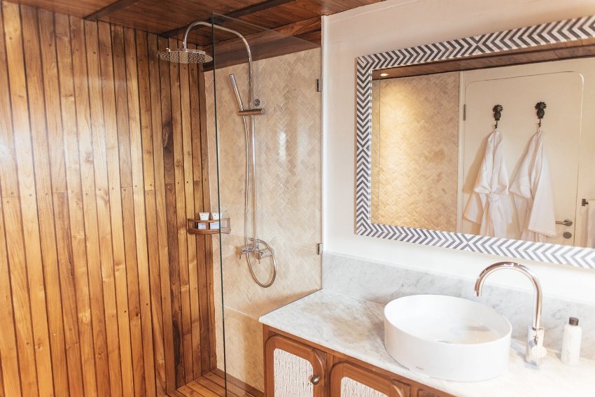 Rascal Komodo Islands Indonesia 13