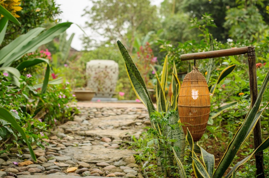 Tam Coc Garden Ninh Binh Vietnam 13