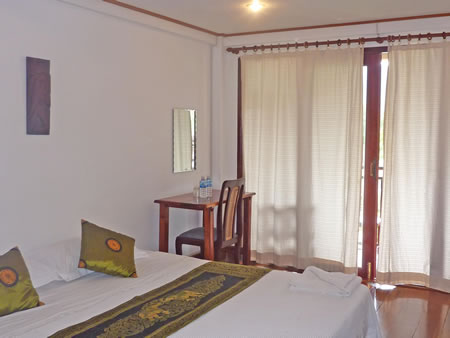 The Elephant Crossing Hotel Vang Vieng Laos 2 