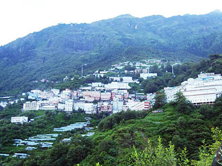 Zhangmu Tibet 1 