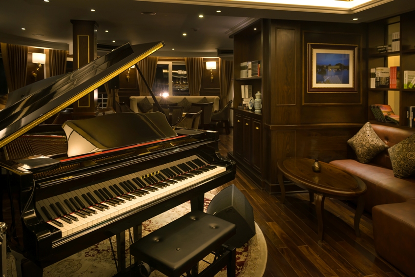 Paradise Elegance Halong Bay Vietnam 3