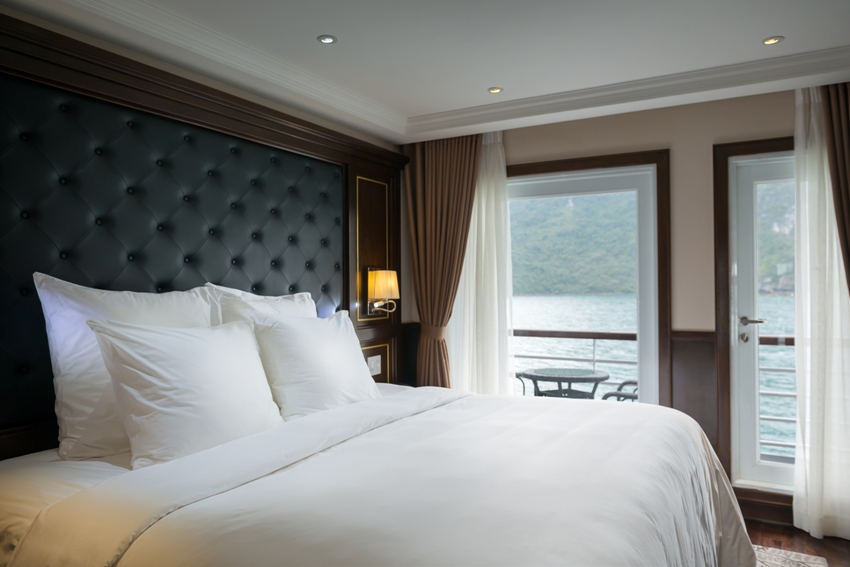 Paradise Elegance Halong Bay Vietnam 1