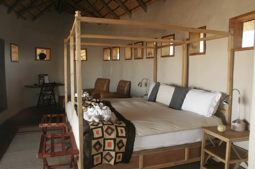 Kwando Tau Lodge Central Kalahari Botswana 2Jpg
