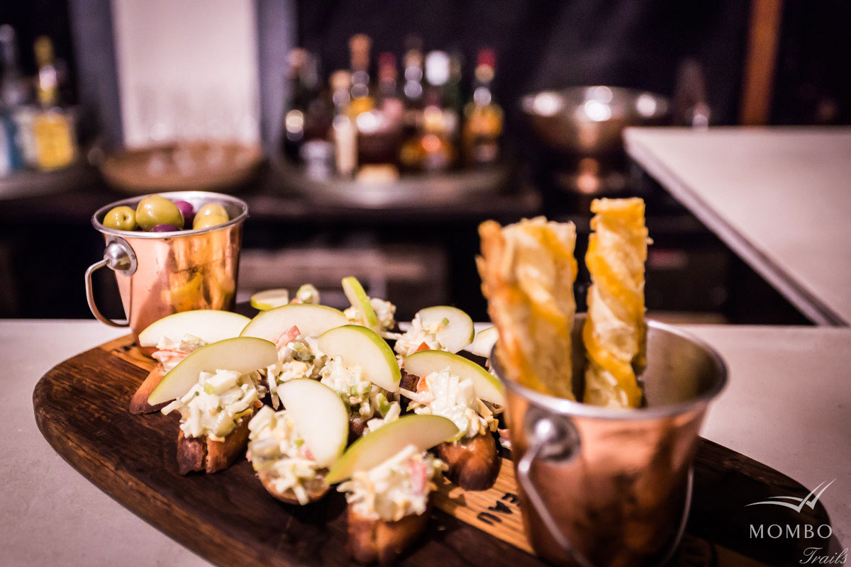 Mombo Camp Moremi Botswana 7