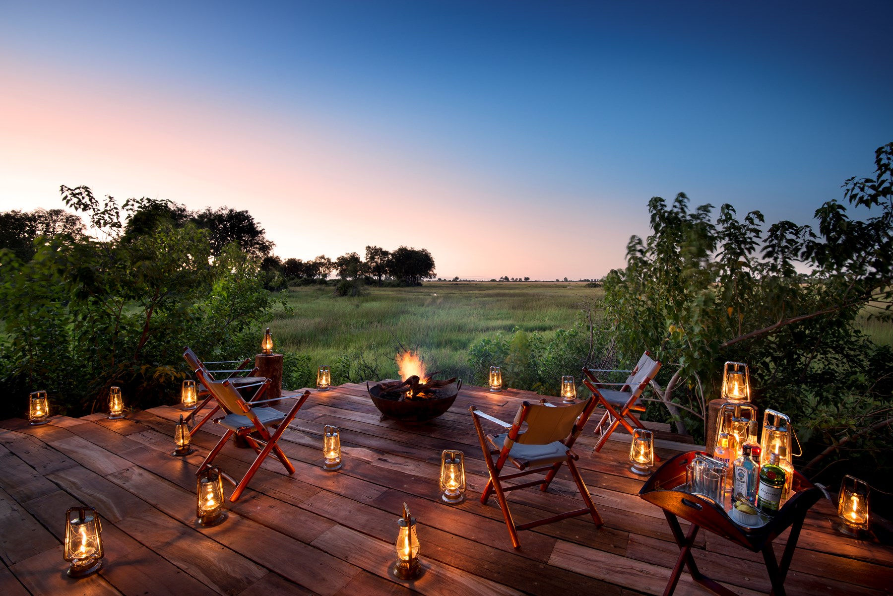 Botswana Duba Plains Camp Okavango Delta Dubaplains Maindeck Firearea