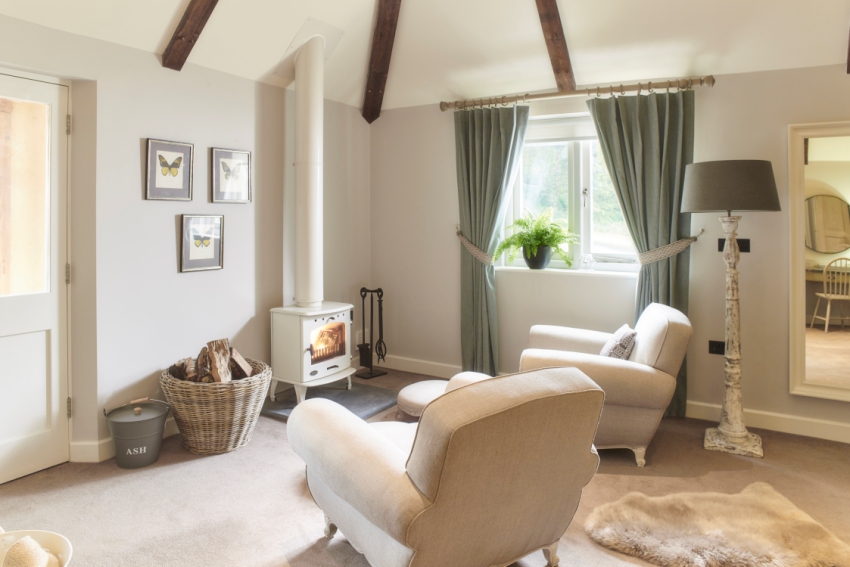 The Fish The Cotswolds Uk 17