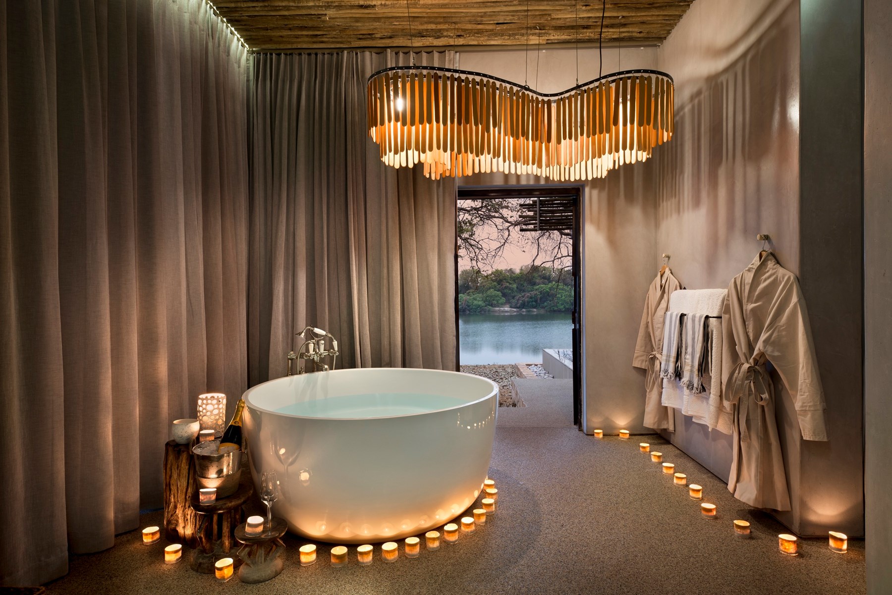 Zimbabwe Matetsi River Lodge Victoria Falls Matetsi River Lodge Suite Bath 2