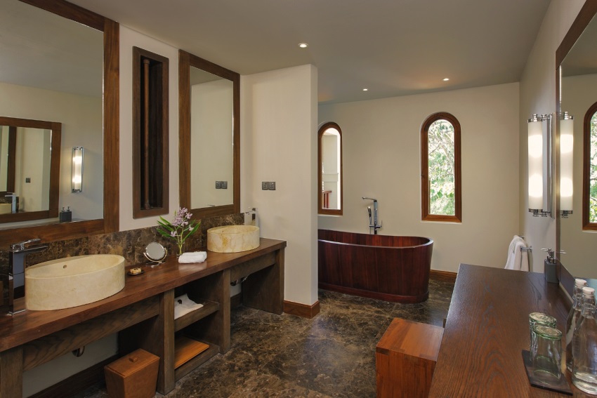 Sanctum Inle Resort. Inle Lake, Burma (21).jpg