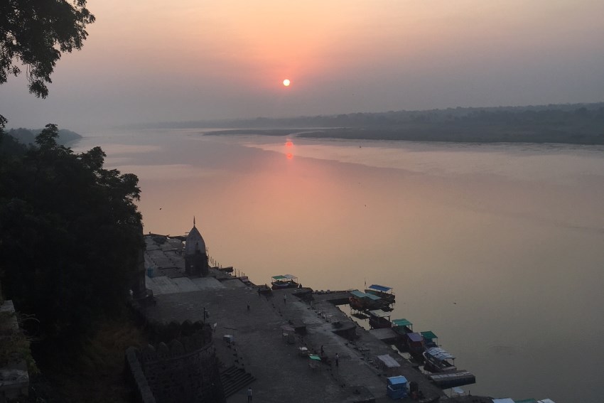 Ahilya Fort, Maheshwar, North India (2).jpg