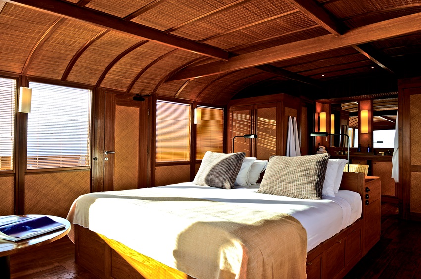 Amanikan, Moyo Island, Indonesia (8).jpg