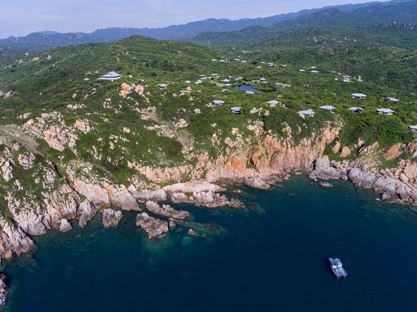 Amanoi, Vinh Hy Bay, Vietnam (2).jpg