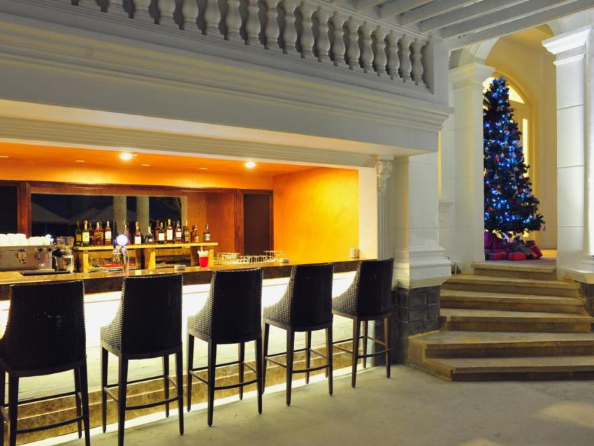 Villa Song Hotel, Saigon, Vietnam (17).jpg