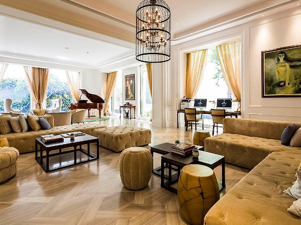 Hotels Des Arts (8).jpg