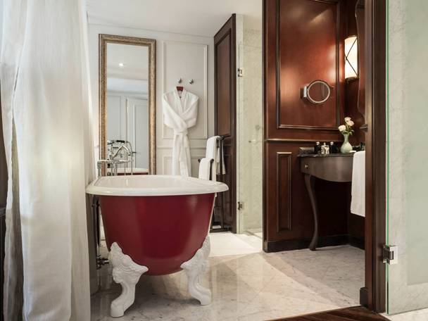 Hotels Des Arts (12).jpg