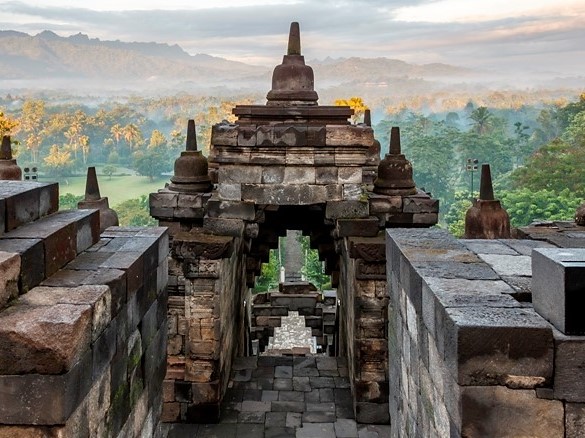 Borobudur, Java 3 (2).jpg (1)