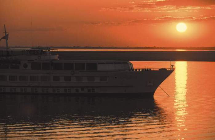 Belmond Road to Mandalay, Burma (8).jpg