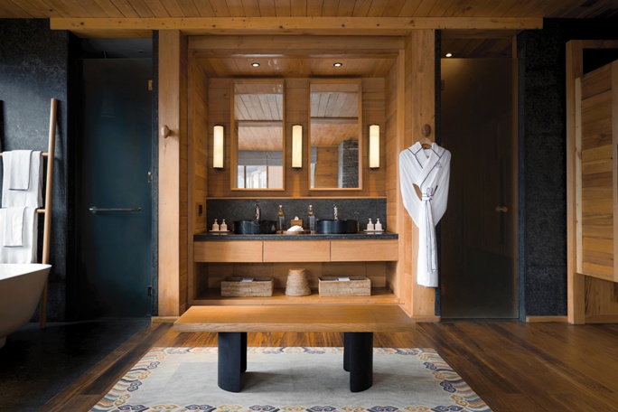 5 Six Senses, Paro.jpg