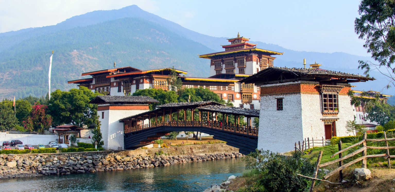 Amankora, Bhutan - Punakha Dzong.jpg