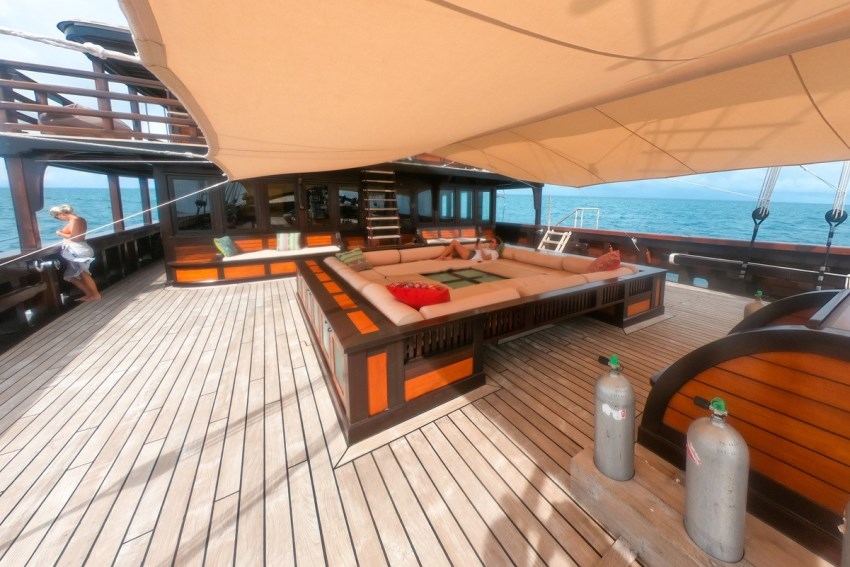 Dunia Baru, Komodo Islands, Indonesia (44).jpg