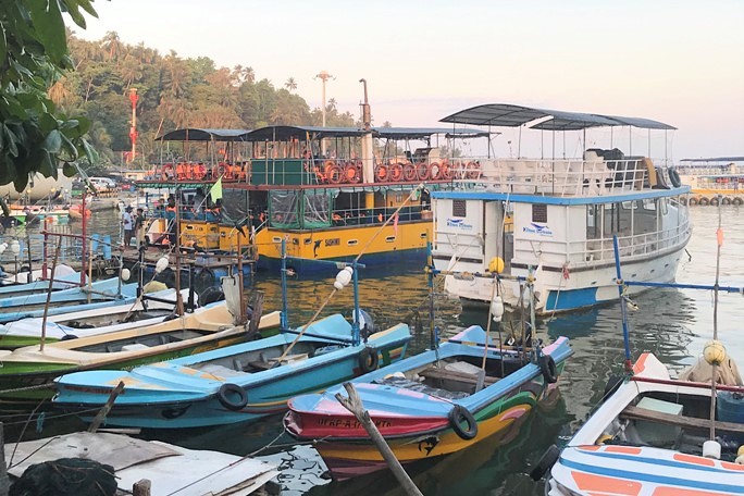 Mirissa, Sri Lanka 2019 Gusta.JPG