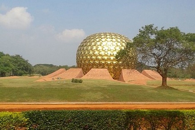 Pondicherry, South India (1).jpg