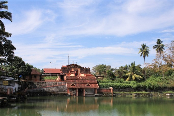 Tellicherry, South India (3).jpg