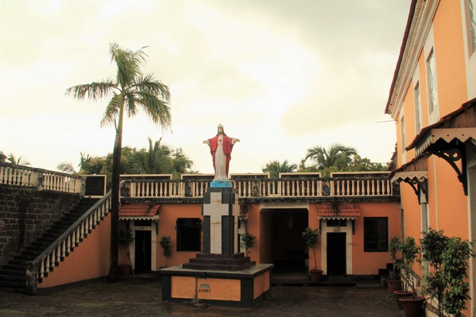 Tiracol_Fort, South India.jpg