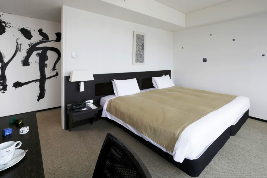 Park Hotel Tokyo, Tokyo, Japan (21).jpg