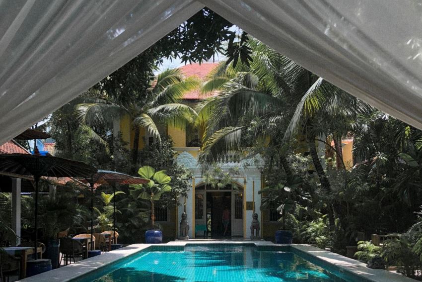 Pavilion, Phnom Penh, Cambodia (4).jpg