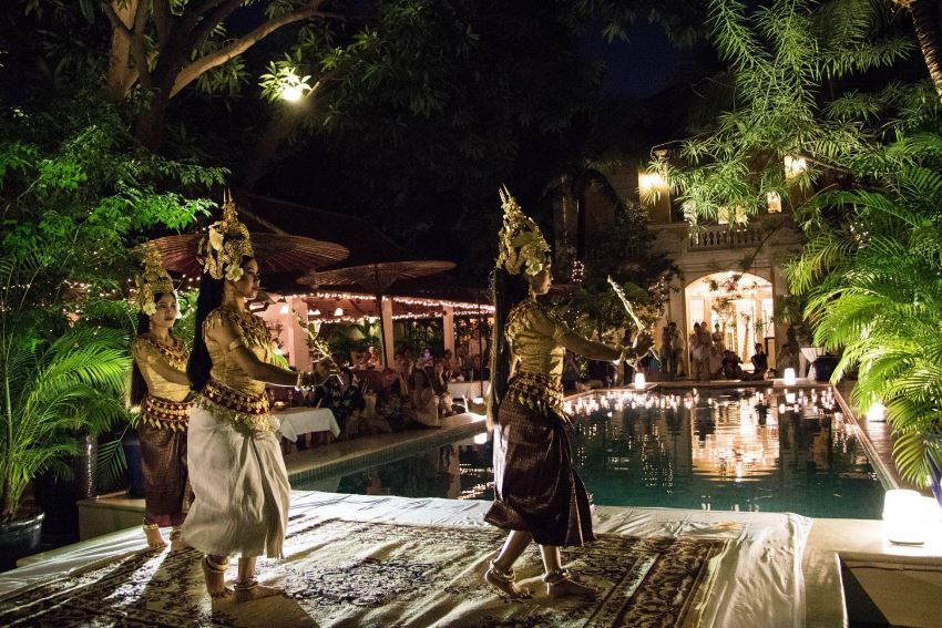 Pavilion, Phnom Penh, Cambodia (7).jpg