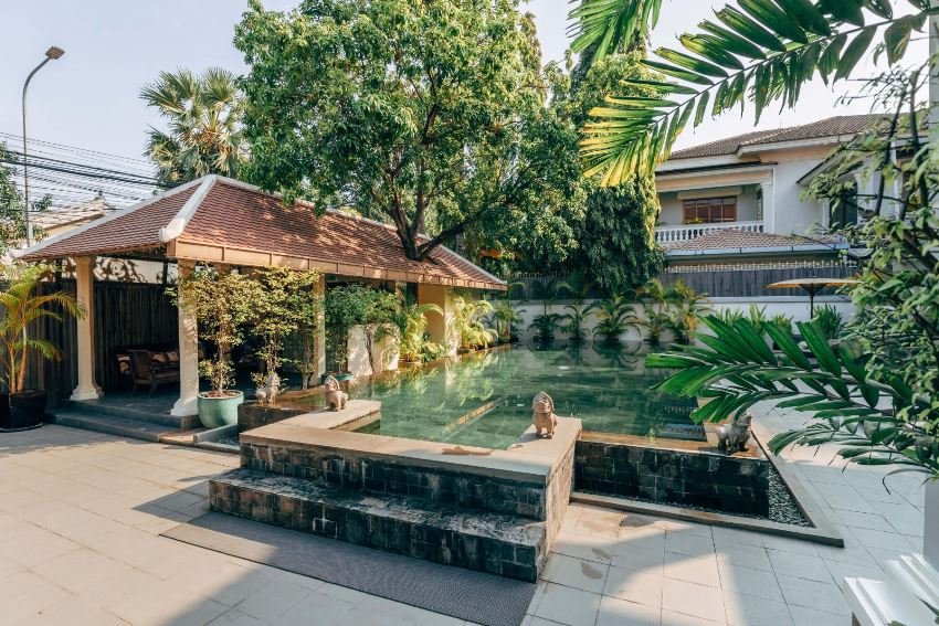 Pavilion, Phnom Penh, Cambodia (12).jpg