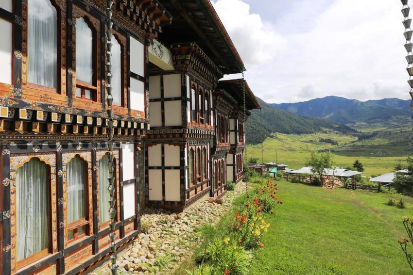 Dewachen Hotel, Gangtey, Bhutan (5).jpg