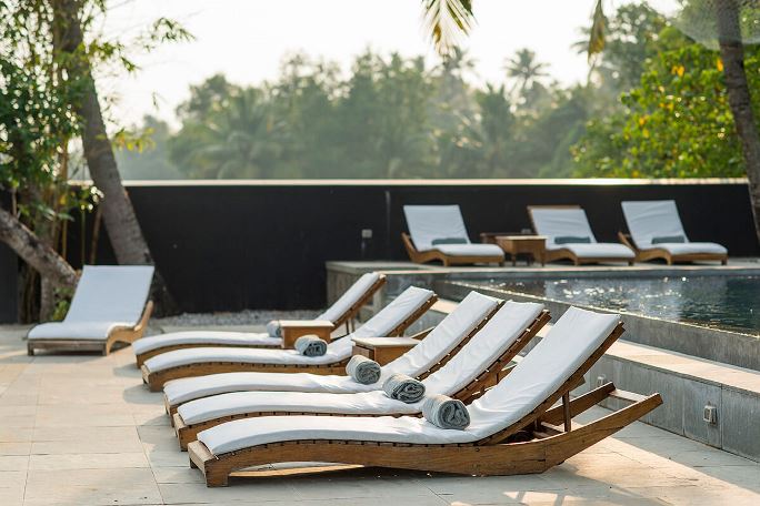 Purity, Lake Vembanad (4).jpg