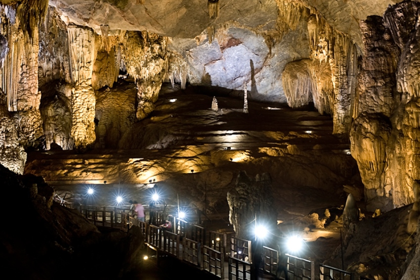 Dong Hoi, Vietnam 3.jpg