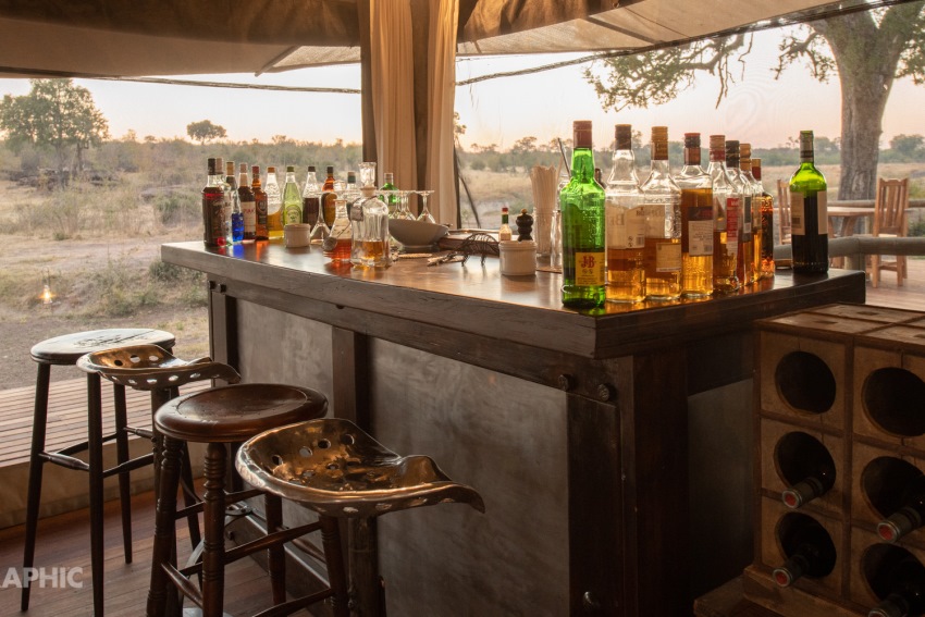 Deteema Springs, Hwange National Park, Zimbabwe (16).jpg